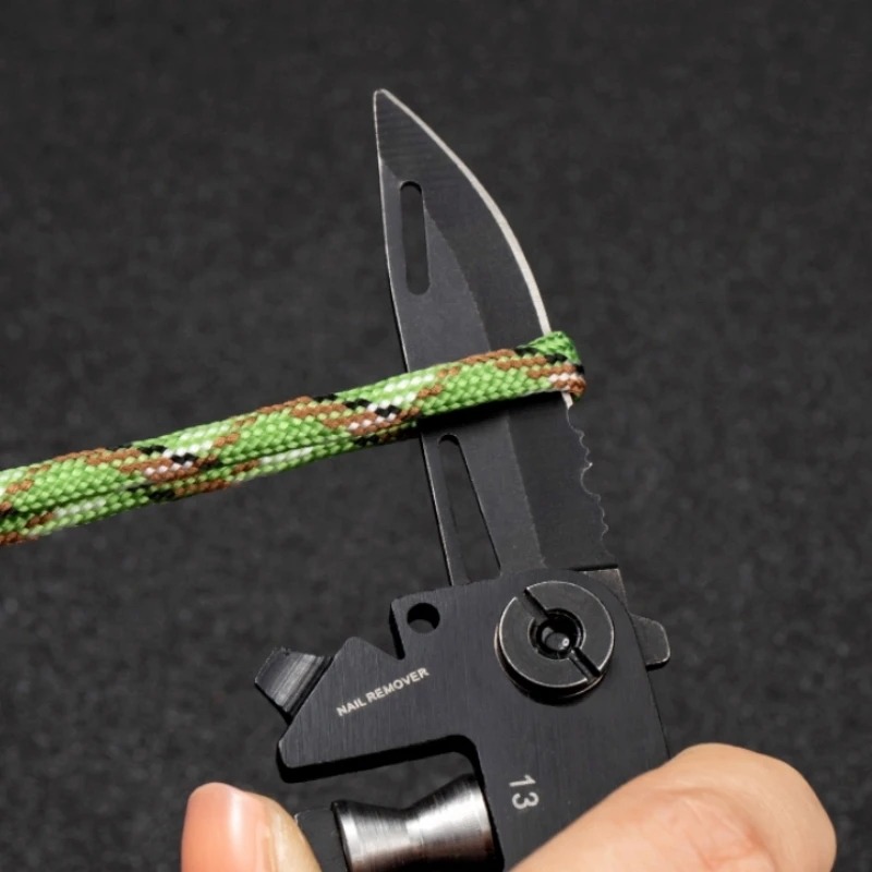 Scheda Multiuso EDC: Coltello  - Edc Carry Card recensione e prezzo