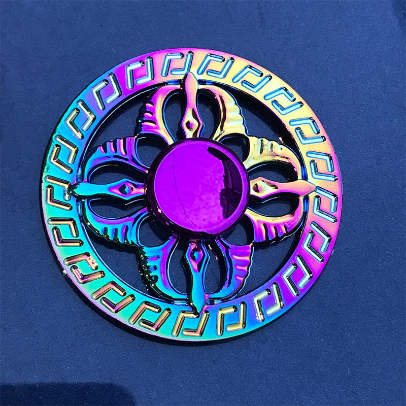 Arcobaleno Fidget Spinner in m - Fidget Spinner Bearing recensione e prezzo
